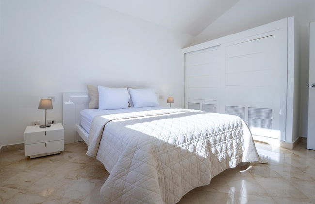 Beachfront 7BR Villa With Pool Maid Los Corales - Foto 22