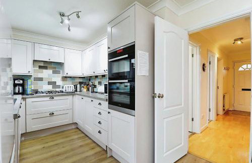 Helms House - Photo 9