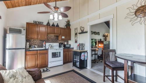 Cozy Sunset Views W/ Lanai - Close To Beach 1 Bedroom Home by RedAwning - Foto 4