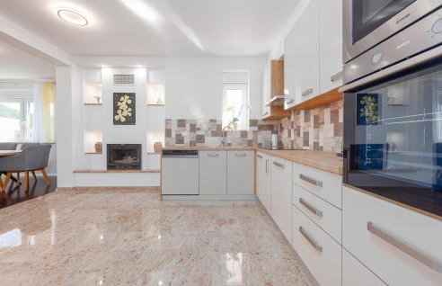 Amazing Home In Debelo Brdo With Sauna - Photo 7