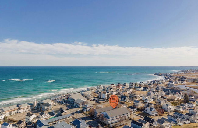 All is Wells Incredible Location! Walk to Beach - Photo 30