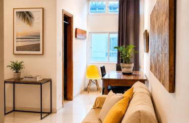5 adultos, 2 quartos, Apartamento espaçoso em Copacabana, 5 minutos da Praia, metrô na Porta e garagem - Foto 2