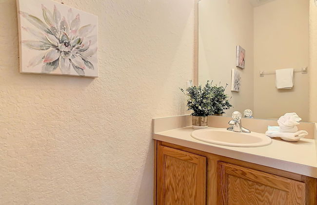 Family Getaway 4BR Townhome by Old Town - Foto 17