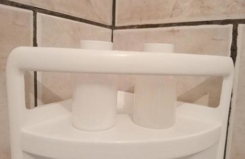 2 Quarto Mobiliado para 3 pessoas proximo a Unioeste -Universidade Estadual do Oeste do Parana e a BR 277 - Foto 10