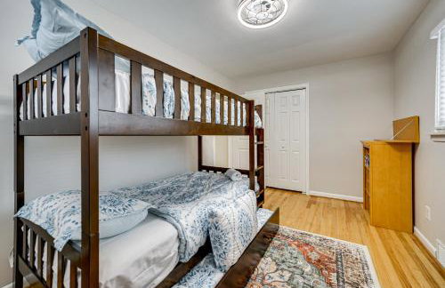 Fire Pit and Yard Family Home in Farmington Hills! - Foto 19