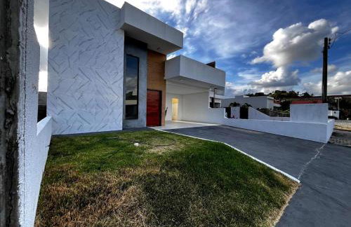 Casa de condomínio em Paripueira com piscina e perto da praia - Foto 1