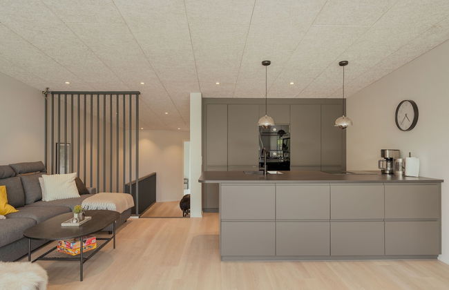 Luxurious Waterfront Retreat | Spectacular Views - Foto 7