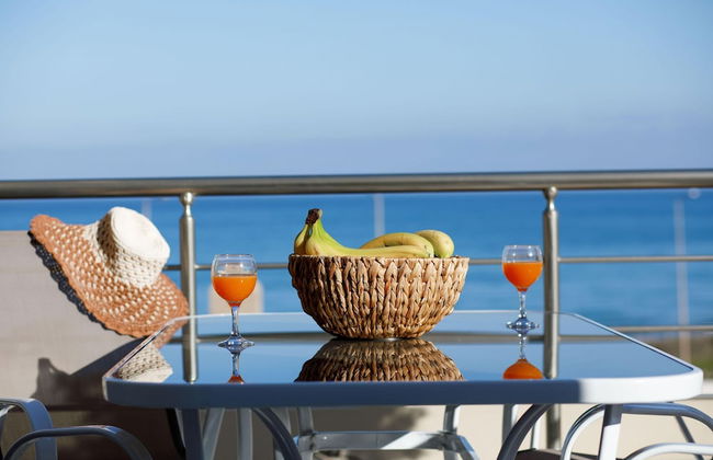 Green A Seaside Escape With Mesmerizing Views - Foto 5