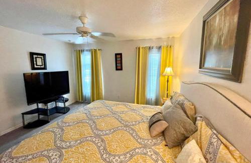 Grand Holiday 4BD Pool Home at Disney & Universal - Foto 16