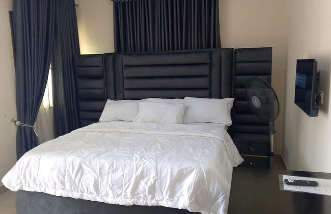 2 Bed - Sleeps 4 - Aircon - Free Parking - Foto 1