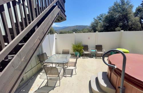 Squirrel View Hot tub BBQ Patio Shuffle Board - Foto 2