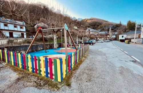 CASA NARCISA - Perfecta para familias y grupos - Valle del Silencio - Foto 24