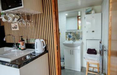 Hilltop Cabin - Foto 13