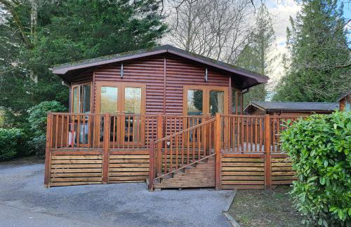 Cheerful 3 bedroom Lodge At White cross Bay Windermere - Photo 6