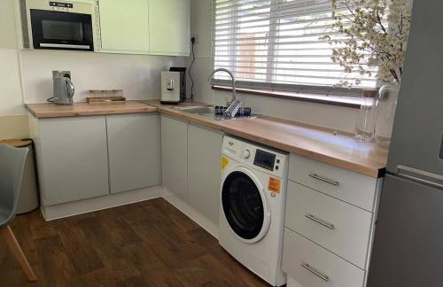 Luxury 2 Bedroom Norfolk Retreat-Private Hot Tub - Foto 23