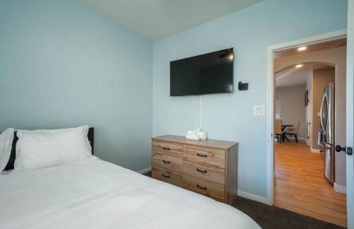 Central Bliss near parks & shops - Photo 16