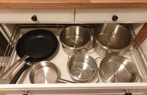 Chemnitz Saxonia HomeDeLuxe Hochwertige 50qm 2-Zimmer-Ferienwohnung mit privaten Kfz Parkplatz Stellplatz mit MWSt-Rechnung mit XXL Hülsta Bett & Etagenbett mit InternetFlatrate - Ideal für Familien, Paare, Kulturinteressierte & Geschäftsreisende! - Foto 34