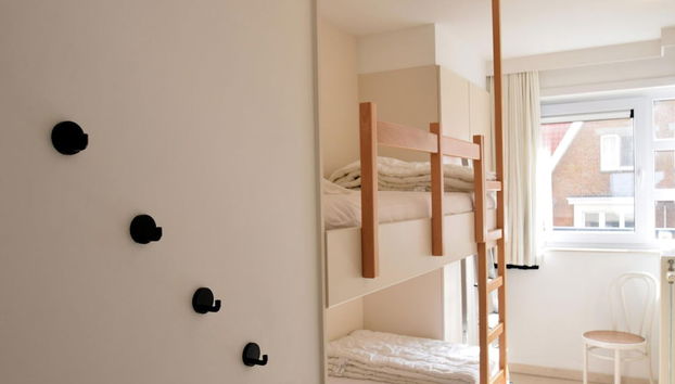 Apartment on Zeedijk With Sea View - Foto 2, Habitación