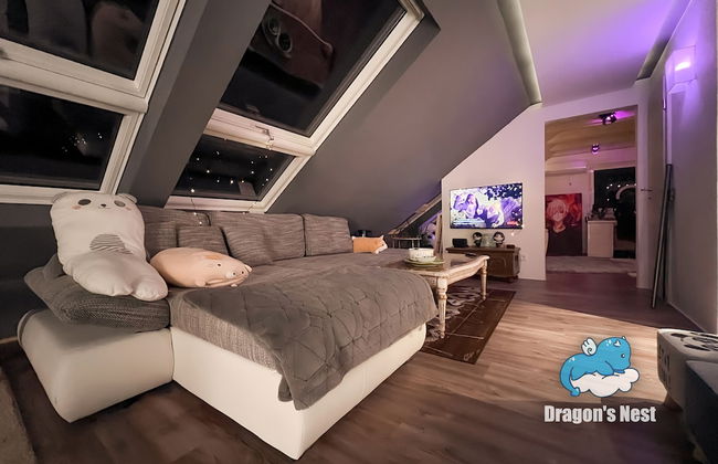 Dragons Nest: Cozy & Modern Attic Loft Nuremberg - Foto 1