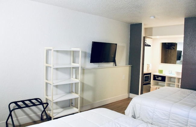 1/1 Condo-hotel With Double bed and Community Pool Miles From Disney! - Foto 8