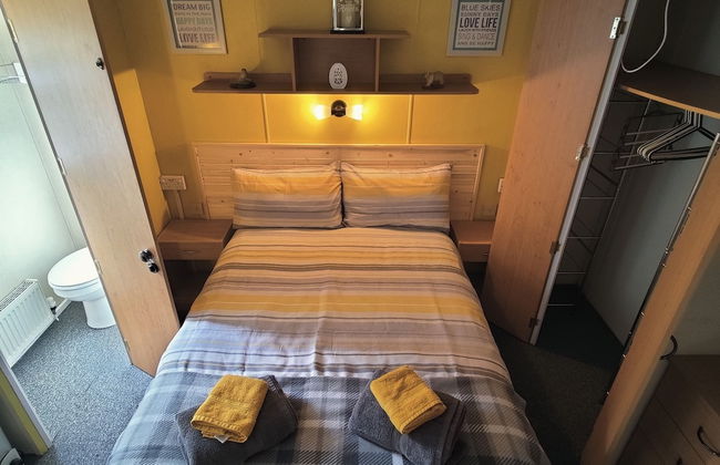 2-bed Caravan at Billing Aquadrome Northampton - Foto 3