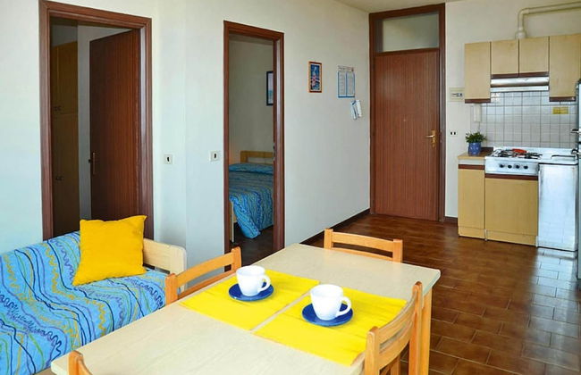 Holiday Flat With Balcony in Ceriale - Foto 12