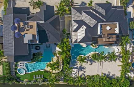 Salty Manor Estate - Foto 4