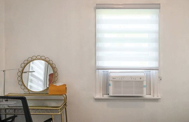 Comfortable Home Near LA With Full Kitchen & Laundry - Foto 26