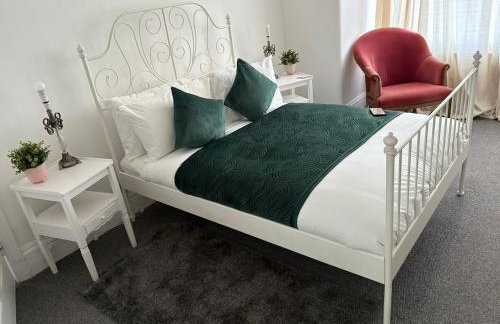 Modern 2-Bed Home Sleeps 3 Near Palmers Green Stn - Foto 4