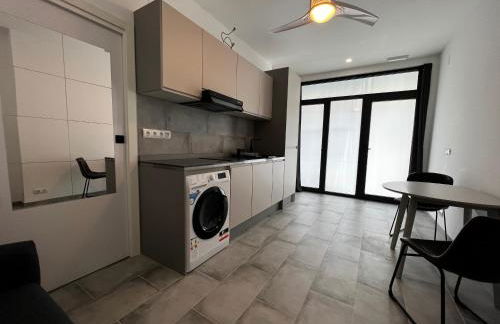 Apartment near the port, City Of Arts and 10min to the beach - Foto 17