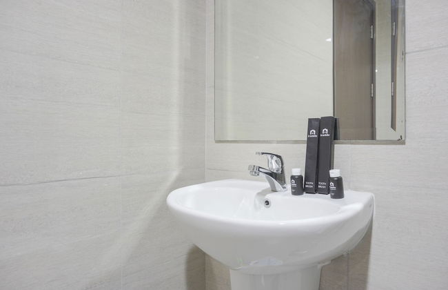 Modern And Comfort Stay 2Br At Ciputra International Apartment - Foto 16