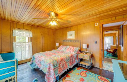 Waterfront Alanson Cottage with Dock and Lake Access! - Foto 14