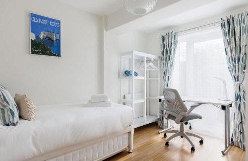 Spinnaker House-with Tesla Electric Charging Point - Foto 2