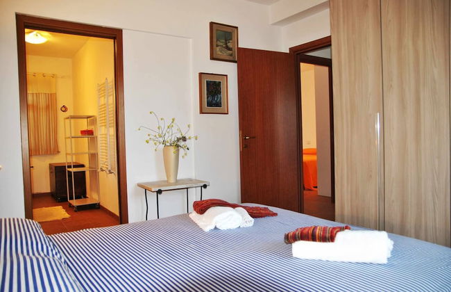 Red Roses Flat in a Semi-detached Villa - Foto 5