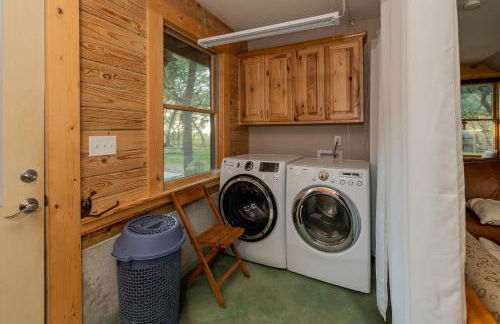 Scenic Hill Country Ranch with amazing views - Foto 10