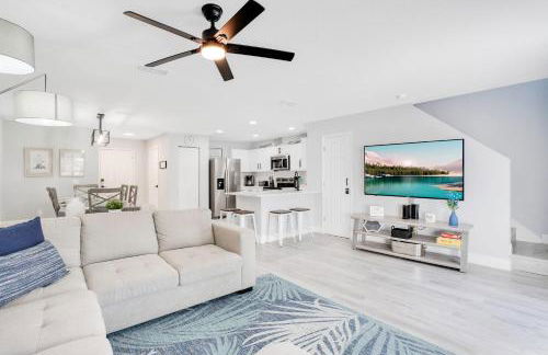 Stylish Villa Near Disney & Universal - Foto 8