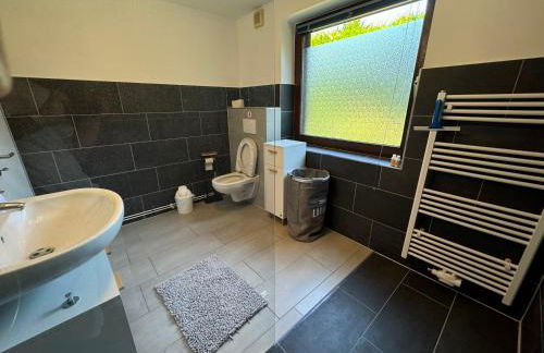 Exclusive Maisonette 90qm Parkplatz Balkon Citynah - Foto 5