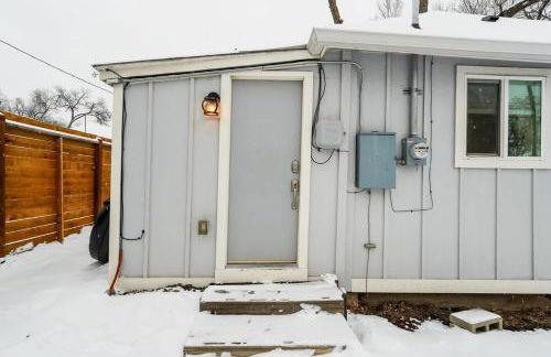 Baby Blue Cottage Downtown Hot Tub BBQ Fire Pit - Foto 34