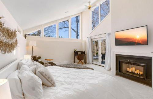 Catskill Getaway on 6 Acres with Swimming Pond! - Foto 16