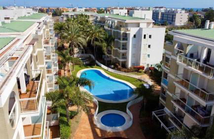 2 Bedroom Apartment in Denia with Pool - Foto 1