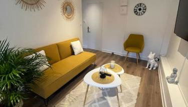 Le Sunny-hyper centre -proche gare - Paisible -WIFI HD -NETFLIX-Idéal couple business et famille - Foto 3