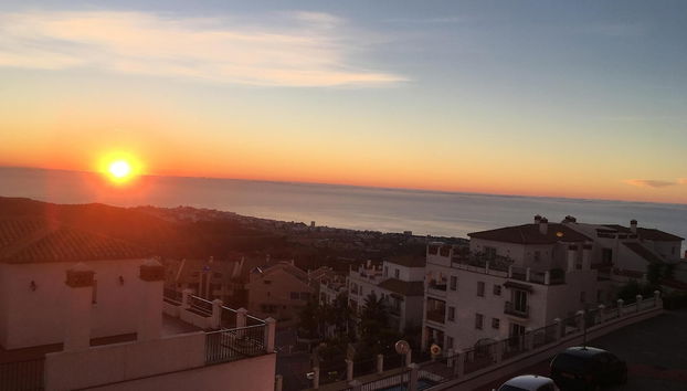 Pool Apt Calahonda 2 With Sea View - Foto 2, Habitación