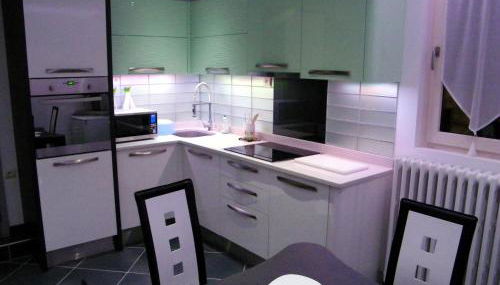 Grand appartement dans villa avec parking quartier résidentiel - Foto 3