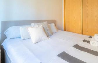 Club Salino Hideaway-Your Peaceful Retreat with Pool in Torrevieja - Photo 8