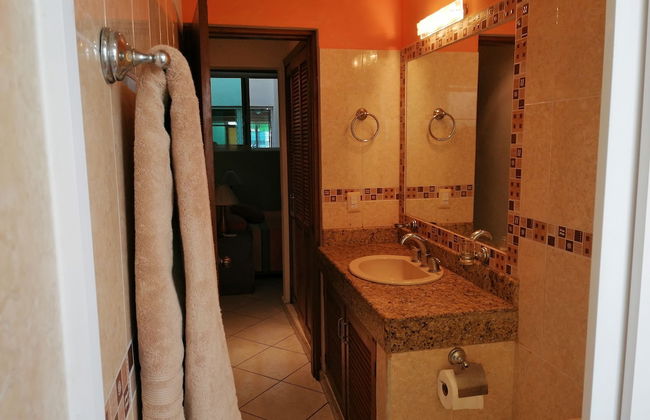 Beautiful Apartment Calle Tordo - Photo 14