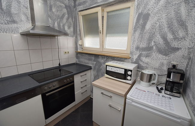 AB Apartment 08 - Photo 7