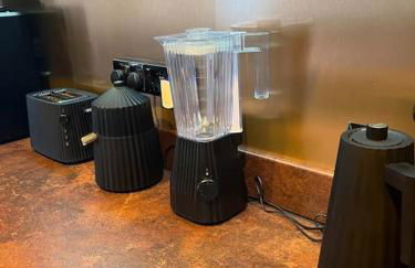 The Turret - Photo 6