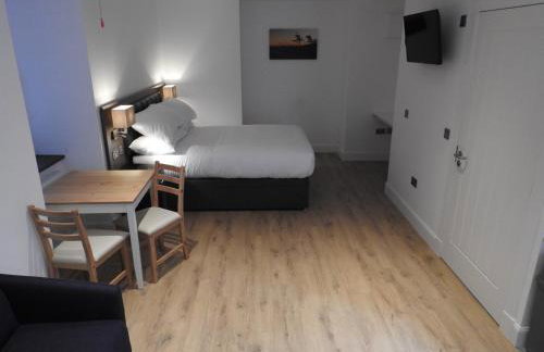 House of Juniper - Luxury Accessible Apartment - Photo 3