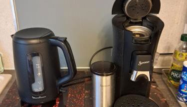 Le 7 - Appartement 2 pièces au calme en bord de rivière, wifi et parking privé gratuit - Foto 5