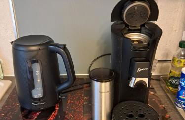 Le 7 - Appartement 2 pièces au calme en bord de rivière, wifi et parking privé gratuit - Foto 5